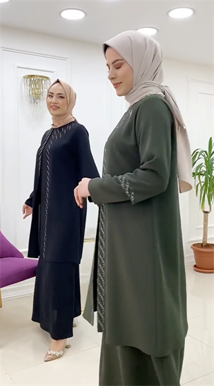 Ellya Özel Tasarım İki Parça Görünümlü Süslemeli Tam Boy Elbise